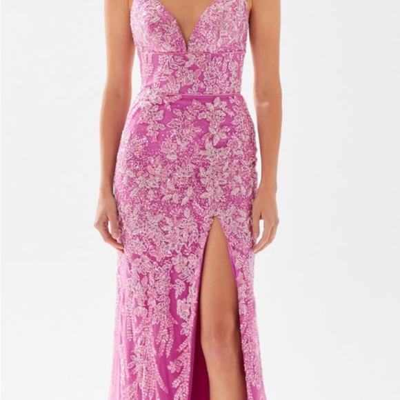 Tarik Ediz Pink Slit Gown Sweetheart Neckline